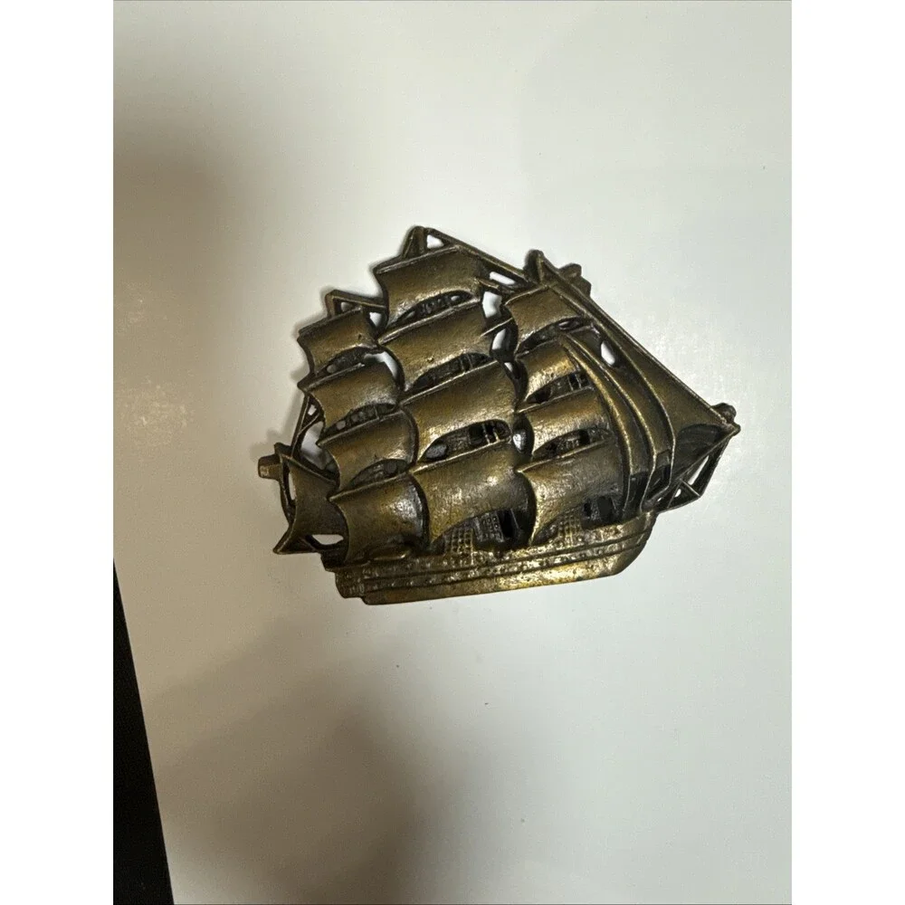 vintage 1970s belt buckle TALL SHIP sailing boat CLIPPER western BRASS cowboy